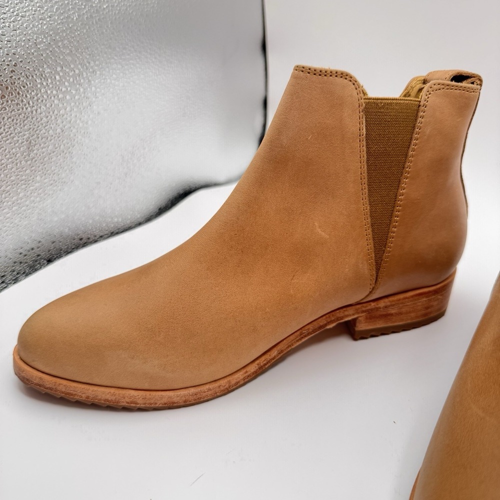 Nisolo‎ Eva Everyday Chelsea Boot Almond Leather 6.5 NIB Water Resistant Comfy